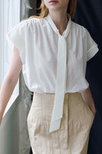 Load image into Gallery viewer, Korean Keurumi Tie Blouse [2 Colours]
