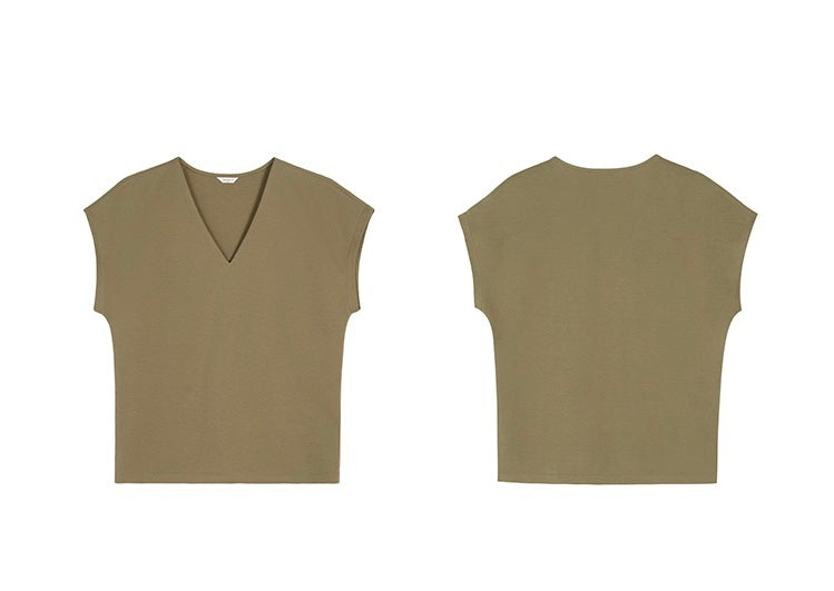 Relaxed V Blouse Top in Khaki