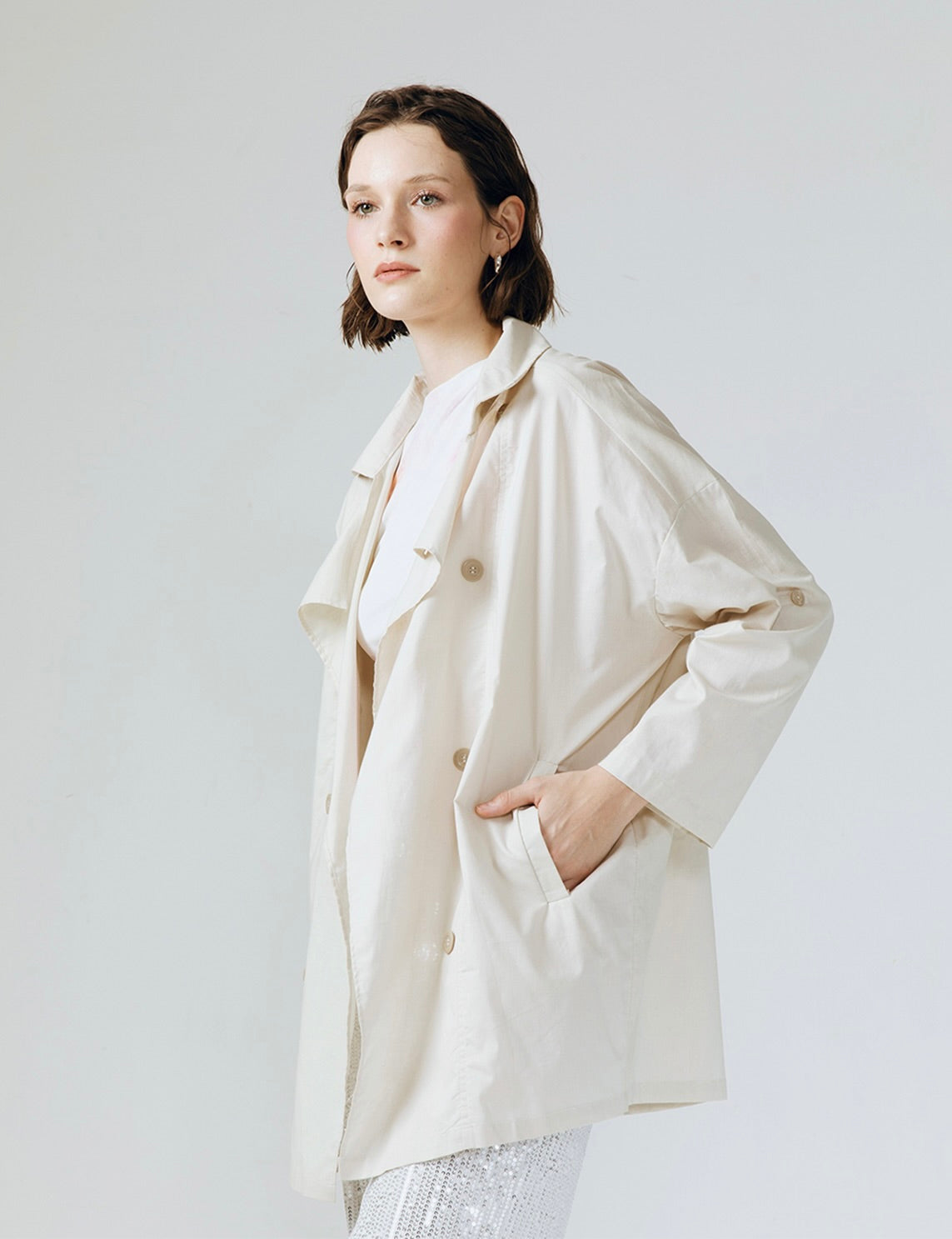 Cara Convertible Sleeve Outerwear in Cream