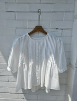 Load image into Gallery viewer, [Ready to Ship] Korean Pleat Blouson Blouse [3 Colours]
