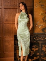 Load image into Gallery viewer, Floral Midi Slit Cheongsam in Green
