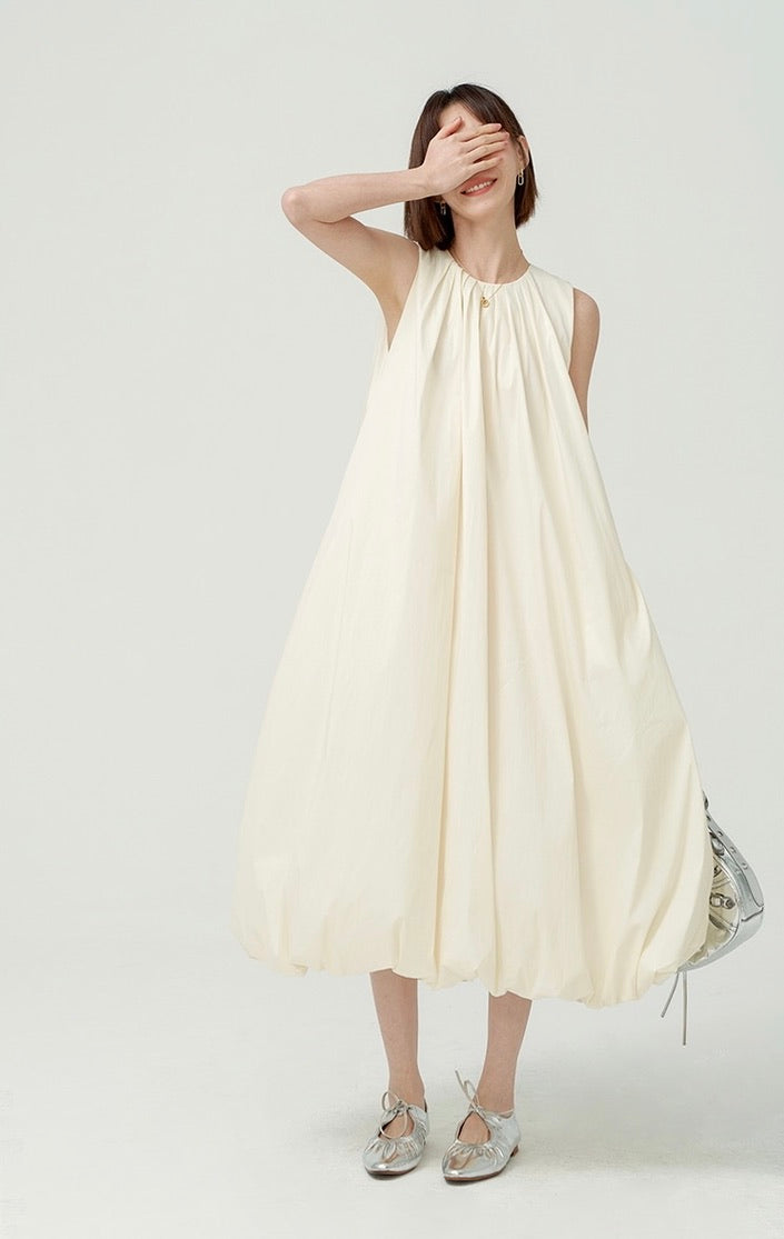 Sleeveless Pocket Bubble Dress in Cream