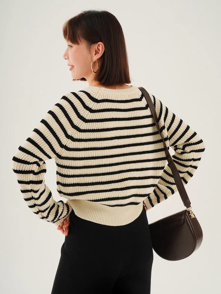 Classic Striped Knit Sweater in White/Black