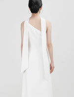 Load image into Gallery viewer, Toga Gown + Detachable Tie [4 Colours]
