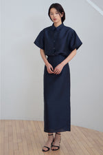 Load image into Gallery viewer, Korean Tooth Pencil Skirt in Navy
