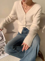 Load image into Gallery viewer, Wool Blend Fluffy Split Hem Cardigan in White
