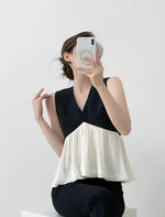 Load image into Gallery viewer, Empire Cut Flutter Top in Black/White
