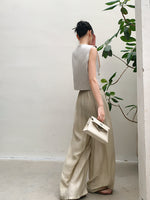 Load image into Gallery viewer, Light Tweed Boxy Vest in Greige
