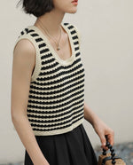 Load image into Gallery viewer, Knitted Striped Top in Black/Cream
