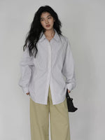 Load image into Gallery viewer, Classic Relaxed Striped Shirt in White
