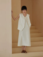 Load image into Gallery viewer, Textured Sleeveless Shift Dress in White
