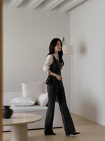 Load image into Gallery viewer, Korean Bilte Tailored Peplum Sleeveless Top [2 Colours]
