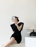 Load image into Gallery viewer, Oversized Collar Pocket Dress in Black
