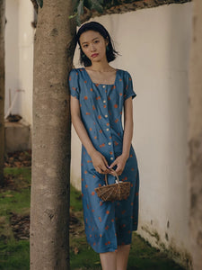 Vintage Floral Shift Dress in Blue