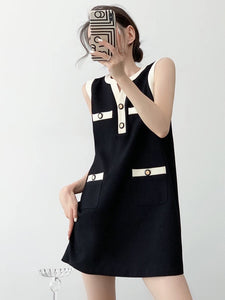 Contrast Shift Dress in Black