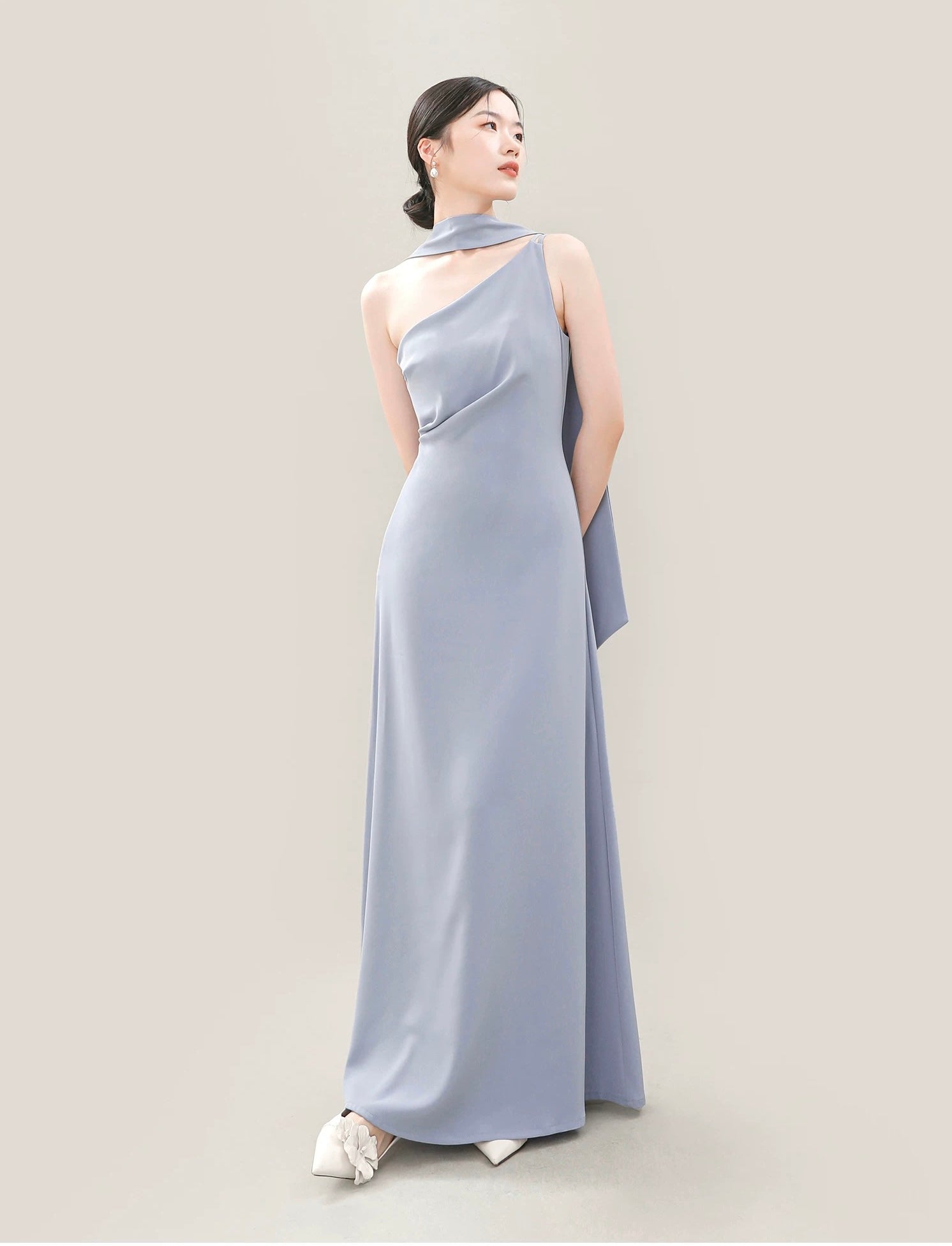 Toga Gown + Detachable Tie [4 Colours]