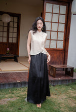 Load image into Gallery viewer, Tencel Blend Cheongsam Top in Cream
