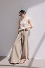 Load image into Gallery viewer, Tencel Blend Wide Flare Leg Jeans in Khaki
