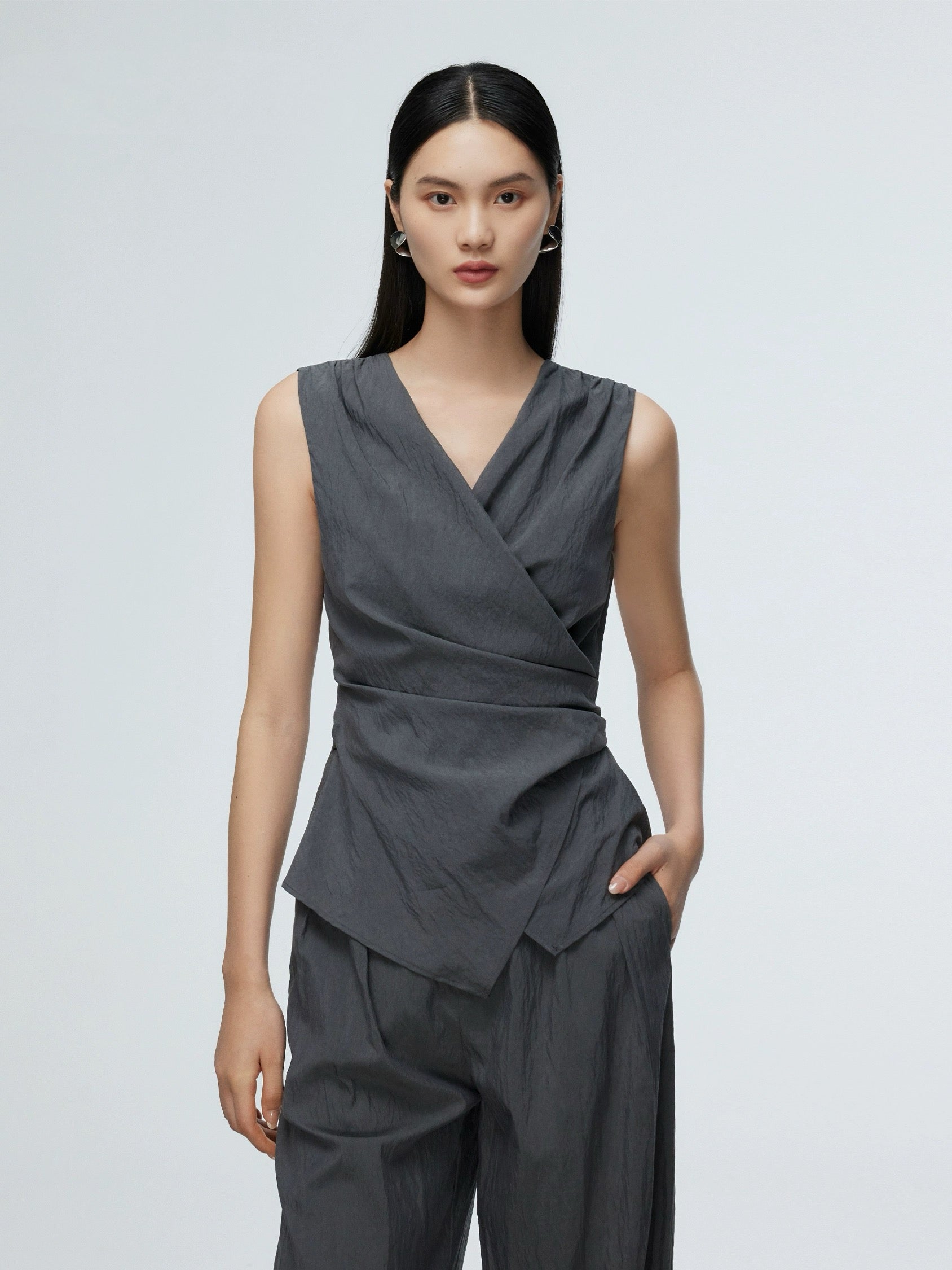 Crepe Wrap Tie Top in Grey