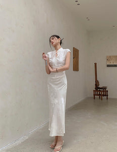 Chinoiserie Ribbon Tie Cheongsam in Cream