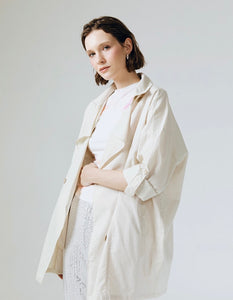 Cara Convertible Sleeve Outerwear in Cream