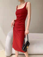 Load image into Gallery viewer, Square Neck Midi Shift Dress in Red
