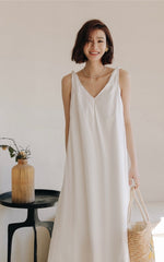 Load image into Gallery viewer, Knot Pocket Midi Tent Dress in White
