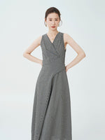 Load image into Gallery viewer, Checked Wrap Maxi Dress in Black/White

