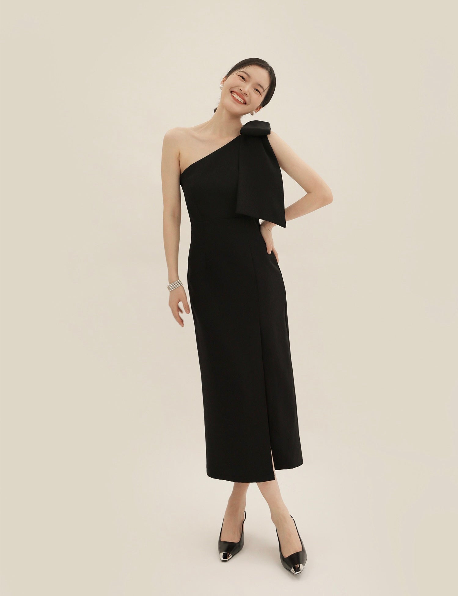 [Ready Stock] Toga Bow Slit Midi Dress in Black