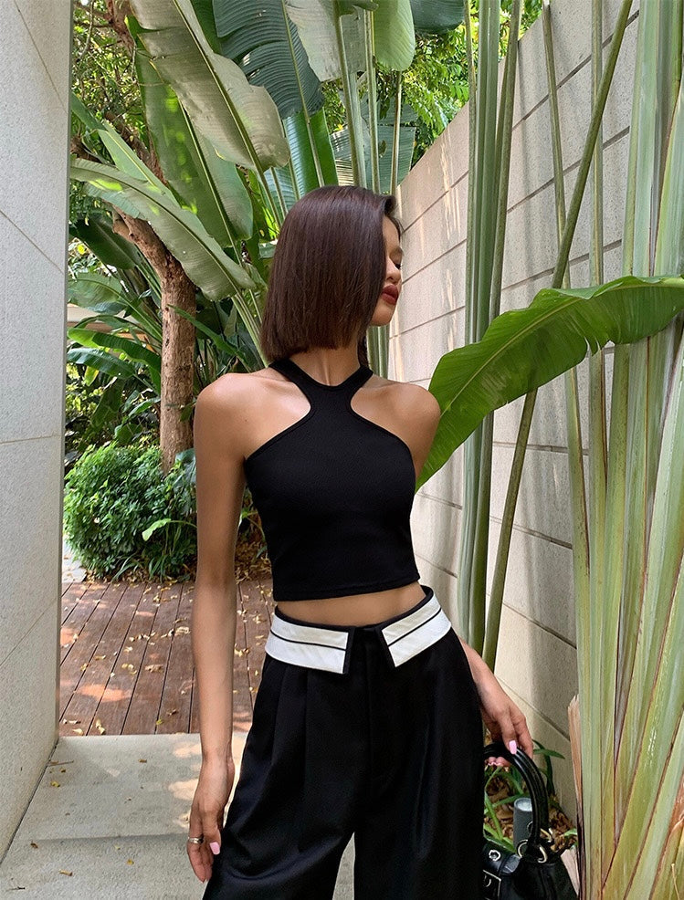 Deep Cut Cropped Tank in Black