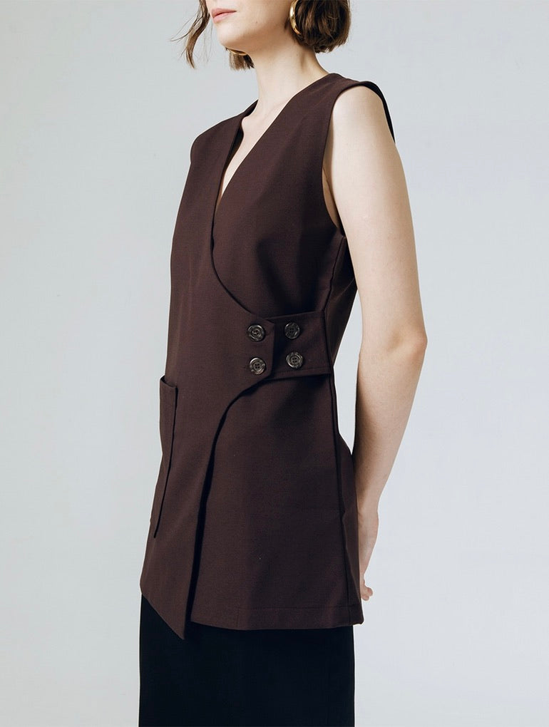 Helsey Tailored Vest in Brown