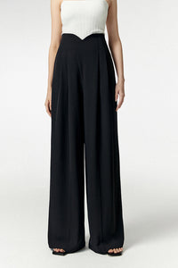 High Waist Curve Trousers in Black