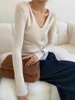 Load image into Gallery viewer, Light Knit Hoodie in Cream
