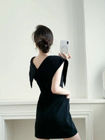 Load image into Gallery viewer, Oversized Collar Pocket Dress in Black
