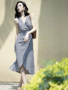 Checked Wrap Dress in Black/White