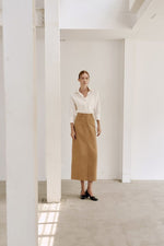 Load image into Gallery viewer, Korean Peachie Cotton Twill H-Line Skirt [2 Colours]
