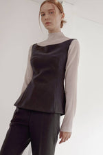 Load image into Gallery viewer, Korean Bilte Tailored Peplum Sleeveless Top [2 Colours]
