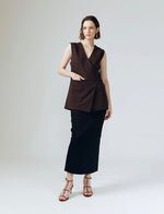 Load image into Gallery viewer, Helsey Tailored Vest in Brown
