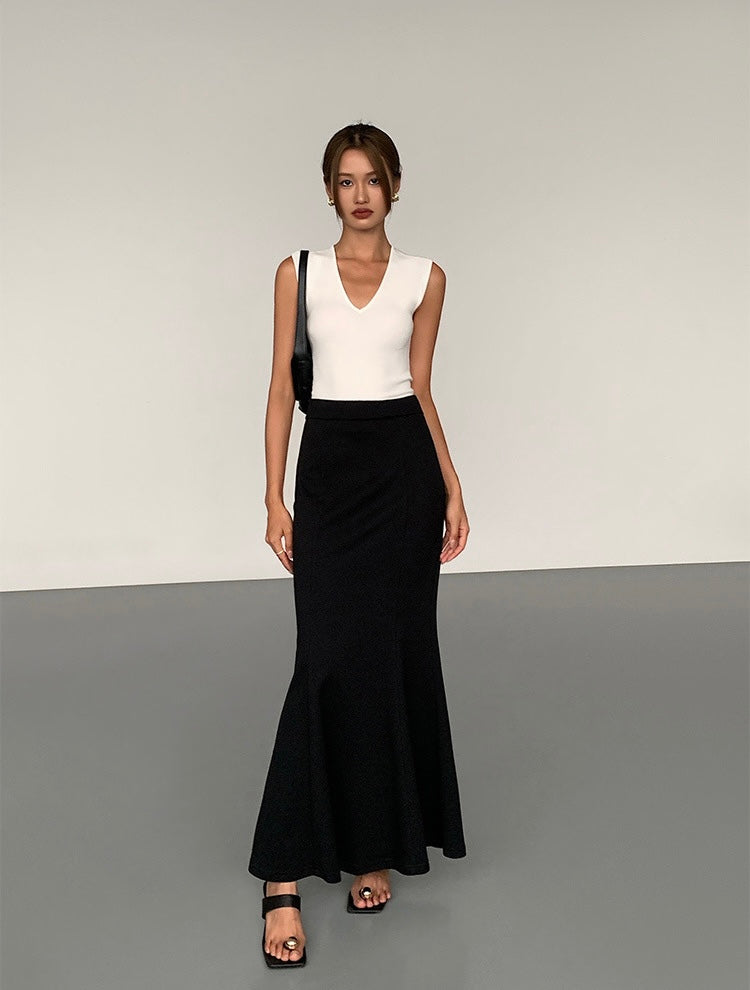 Bias Cut Knit Maxi Skirt in Black