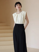 Load image into Gallery viewer, Pleat Structured Shoulder Top in Cream
