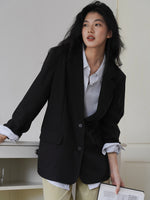 Load image into Gallery viewer, Classic Relaxed Blazer in Black
