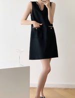 Load image into Gallery viewer, Chain Detail Pocket Sleeveless Shift Dress in Black
