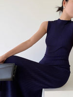 Load image into Gallery viewer, Sleeveless Ribbed Midi Dress [2 Colours]
