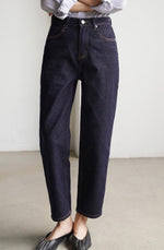 Load image into Gallery viewer, Straight Leg Stretch Cropped Jeans [2 Colours]
