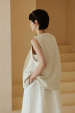 Load image into Gallery viewer, Cotton Linen Pocket Vest in Cream
