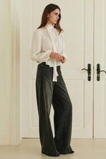 Load image into Gallery viewer, Korean Ade Blouse [2 Colours]
