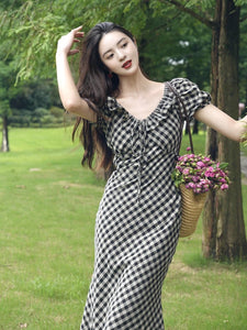 Linen Checked Blouson Dress in Black