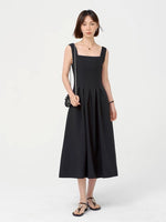 Load image into Gallery viewer, Square Neck Pleat Midi Dress in Black
