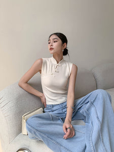 Fine Knit Pankou Button Top in Cream