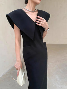Oversized Collar Pocket Maxi Dress in Black